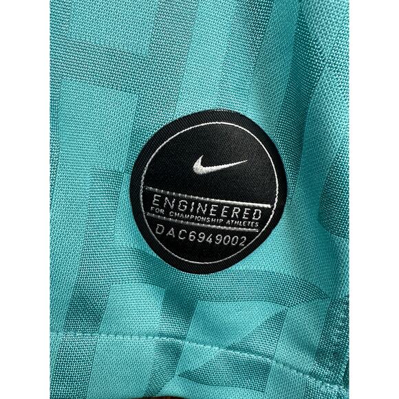 Nike Engineered FC Barcelona Third Jersey 2019-2020 AT2632-310 Youth XL Unicef - Picture 2 of 10